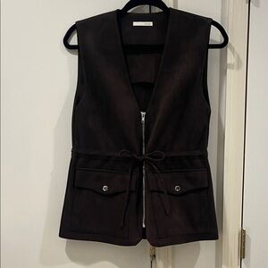 Women's Black Sleeveless Jacket